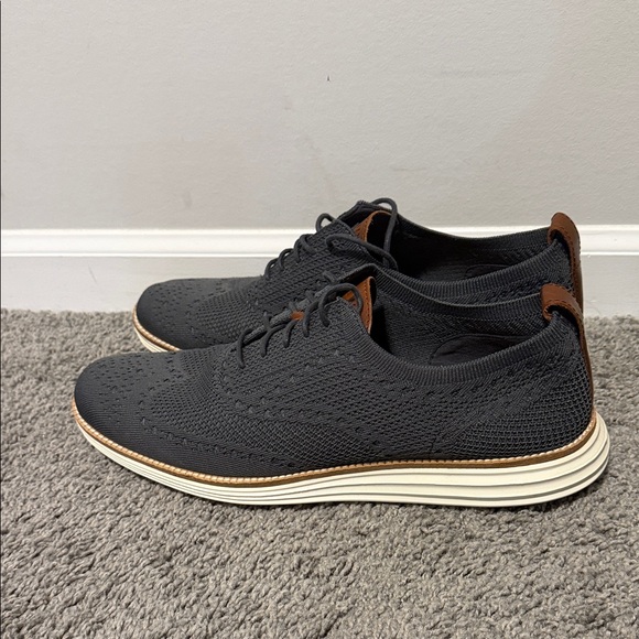 Cole Haan Grey Knit Oxfords with White Sole - Picture 1 of 5